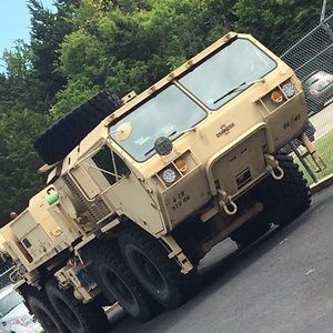 Meet your Posher, Thomas